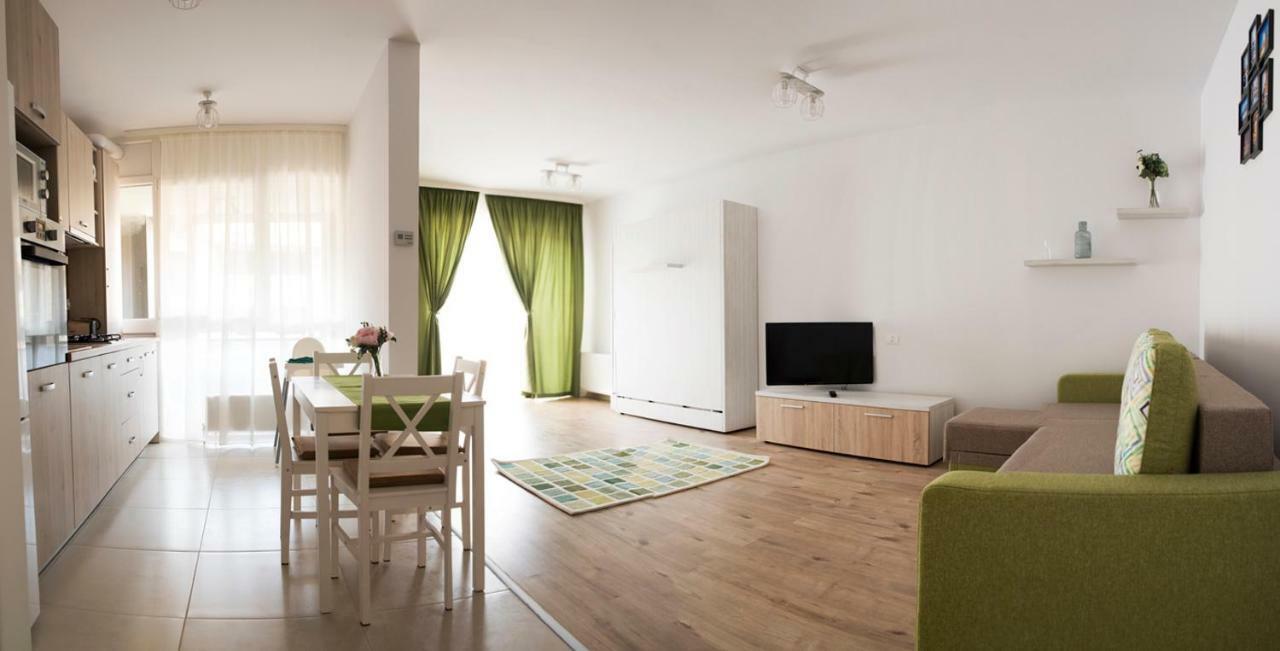Cassie Apartment Braşov Extérieur photo